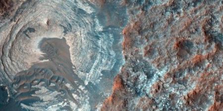 بالبلدي: الكشف
      عن
      مفتاح
      محتمل
      لإيجاد
      حياة
      على
      المريخ