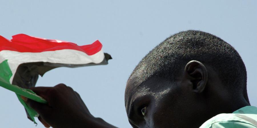 بالبلدي: حزب
      سوداني:
      مبادرة
      جنوب
      السودان
      تسعى
      لفترة
      انتقالية
      ناجحة
      تعقبها
      انتخابات