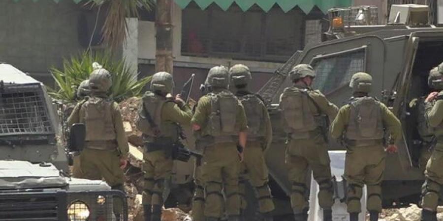 بالبلدي: الجيش
      الإسرائيلي
      يقتل
      شابة
      فلسطينية
      بزعم
      محاولتها
      تنفيذ
      عملية
      طعن