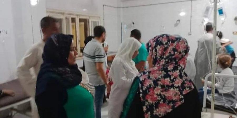 بالبلدي: تسمم
      18
      شخصا
      من
      أسرة
      واحدة
      في
      سوهاج