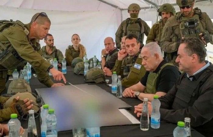 بالبلدي: جماعة
      أبو
      شباب
      تطالب
      نتنياهو
      بمواصلة
      الحرب
      على
      غزة
      وشن
      عملية
      جديدة
      ضد
      حماس