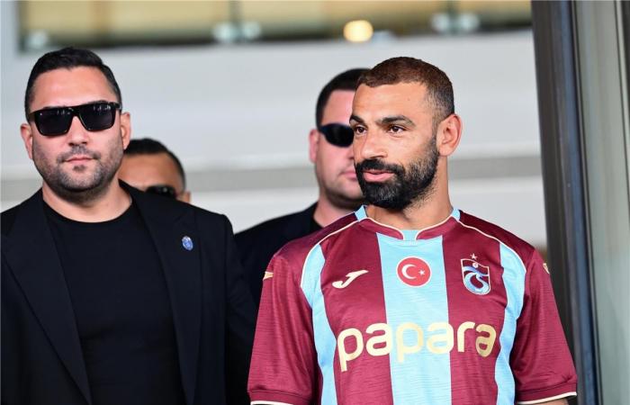 بالبلدي : مواعيد
      مباريات
      طرابزون
      سبور
      ضد
      أندية
      القمة
      في
      الدوري
      التركي