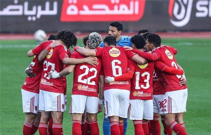 بالبلدي : فياريال
      يضع
      عينه
      على
      نجم
      الأهلي
      لتعزيز
      صفوفه