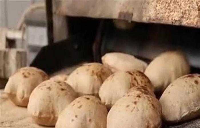بالبلدي : “رئيس
      شعبة
      المخابز:
      زعلانين
      من
      أسعار
      الخبز
      السياحي
      الجديدة..
      لكن
      سنلتزم
      بقرار
      التموين”