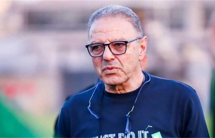بالبلدي : طلعت
      يوسف:
      لاعب
      الأهلي
      مثل
      عبد
      الله
      السعيد..
      وأفشة
      غير
      مناسب
      لطريقة
      عموتة