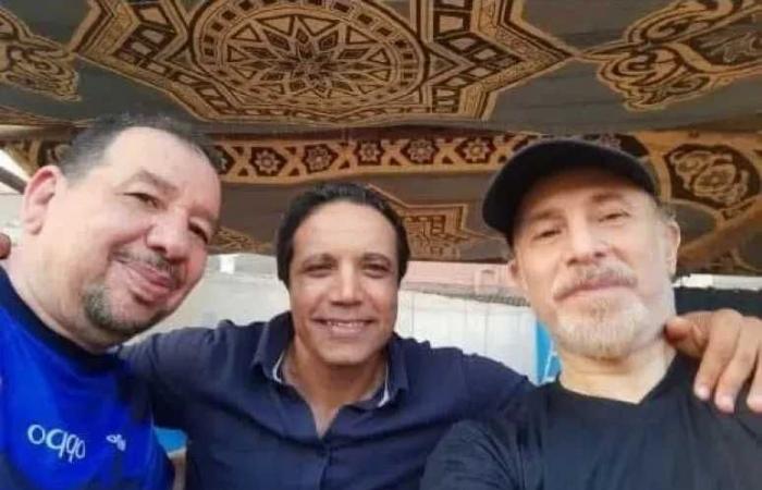 السبت..
      جاليري
      ضي
      الزمالك
      يكرم
      الكابتن
      محمد
      عبد
      الواحد