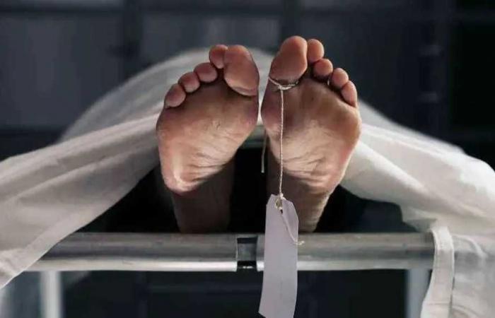 وفاة
      عاملين
      متأثرين
      بإصابتهما
      في
      انفجار
      خزان
      كيميائيات
      داخل
      مصنع
      ملح
      بالفيوم