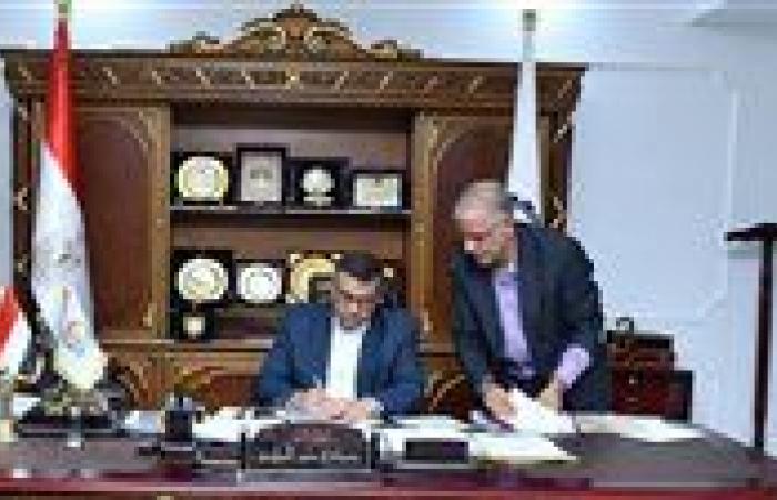 بالبلدي : بنسبة
      نجاح
      84.04%..
      محافظ
      قنا
      يعتمد
      نتيجة
      الدور
      الثاني
      للشهادة
      الإعدادية
      2026