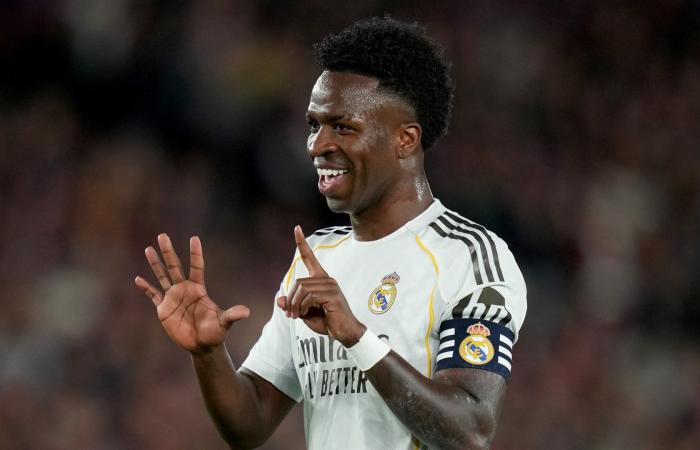 belbalady ريال مدريد يجدد عقد فينيسيوس جونيور.. ما أول تعليق للاعب؟