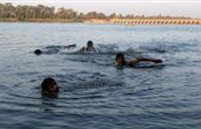 بالبلدي : مصرع
      صغير
      غرقًا
      بطريق
      الساحل
      في
      مطروح