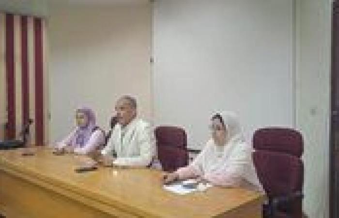 بالبلدي: معهد
      بحوث
      تكنولوجيا
      الأغذية
      يدرب
      90
      طالبًا
      من
      جامعة
      6
      أكتوبر
      التكنولوجية
      على
      الصناعات
      الغذائية