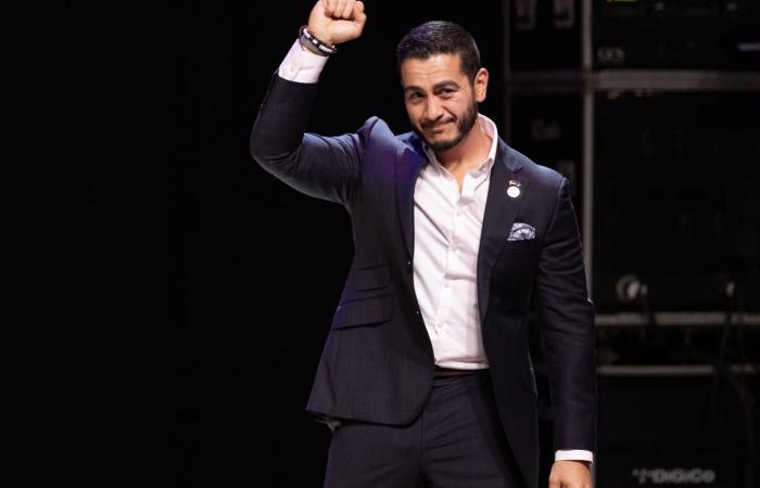 بالبلدي: بعد فوزه بالانتخابات التمهيدية.. هل يستطيع عبدالرحمن السيد توحيد صفوف الديمقراطيين في نوفمبر؟