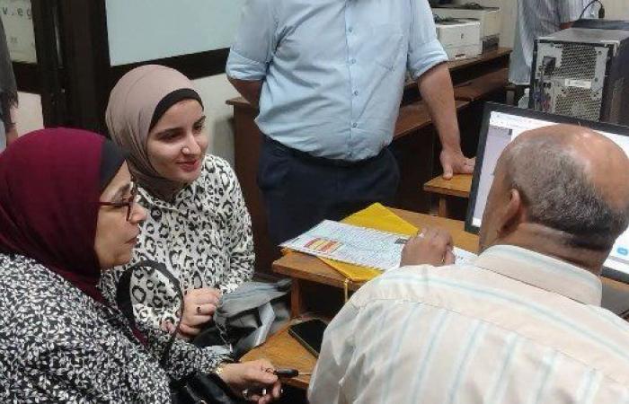 بالبلدي: تنسيق
      المرحلة
      الأولى
      2026..
      71
      ألف
      طالب
      سجلوا
      رغباتهم
      قبل
      غلق
      الموقع