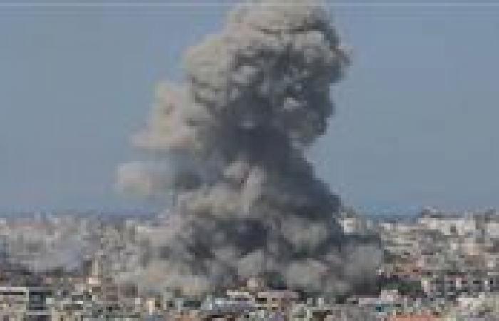بالبلدي: إعلام
      لبناني:
      طيران
      الاحتلال
      يحلق
      على
      ارتفاع
      منخفض
      ويقصف
      بلدة
      الحنية
      جنوبي
      البلاد