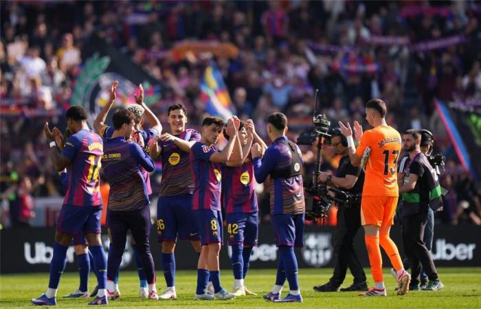 بالبلدي : رسميًا
      |
      برشلونة
      يعلن
      مواجهة
      جديدة
      بعد
      إلغاء
      مباراة
      اتحاد
      طنجة