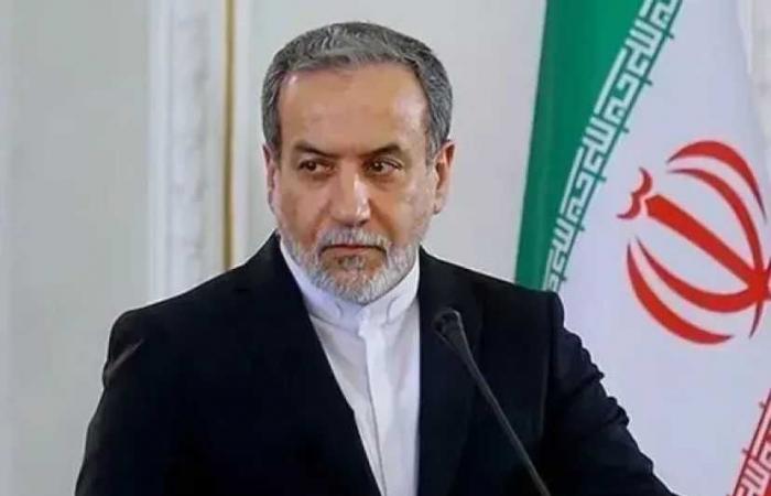 وزير
      الخارجية
      الإيراني:
      طهران
      لن
      تتراجع
      أمام
      الضغوط
      ولن
      تنسى
      ما
      تعتبره
      جرائم
      أمريكية
      وإسرائيلية