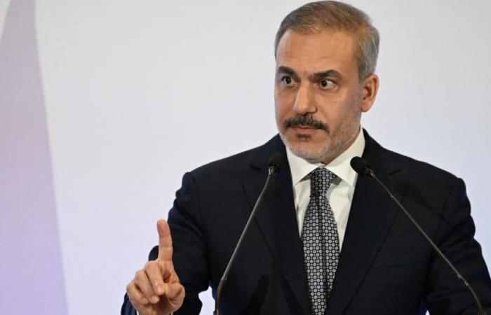 بالبلدي: ازي
      الحال|
      وزير
      الخارجية
      التركي:
      مصر
      ستكون
      جزءا
      من
      “اتفاقية
      مكة”
      قريبا..
      الحكومة
      تطلق
      صندوق
      ممفيس
      للعاملين
      بالخارج..
      مصر
      العامرية
      للنسيج
      تغلق
      أقسامها
      الإنتاجية