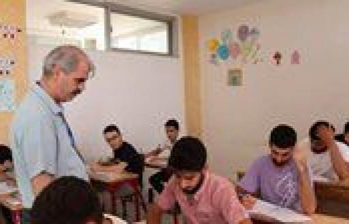 بالبلدي : متى
      يبدأ
      طلاب
      البكالوريا
      اختيار
      المسار؟