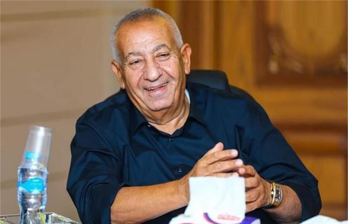بالبلدي : هل
      يشارك
      الأهلي
      في
      افتتاح
      استاد
      المصري
      الجديد؟..
      كامل
      أبو
      علي
      يرد