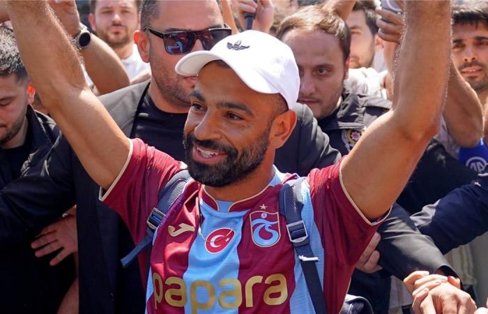 بالبلدي : تقارير:
      خصم
      محمد
      صلاح
      في
      كأس
      العالم
      مرشح
      للانتقال
      إلى
      طرابزون
      سبور