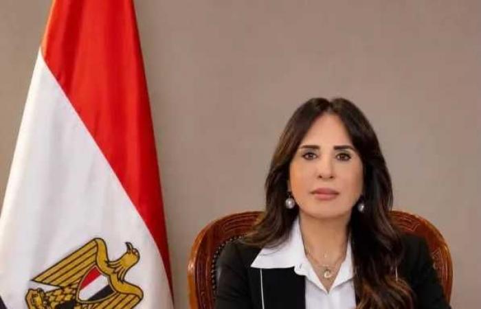 وزيرة
      الإسكان:
      الأحد
      المقبل..
      بدء
      تسليم
      قطع
      الأراضي
      المخصصة
      للمواطنين
      بالأراضي
      المضافة
      لمدينة
      العبور
      الجديدة