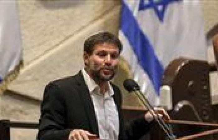 بالبلدي: سموتريتش:
      ما
      يجري
      في
      الضفة
      «تصحيح
      لأخطاء
      30
      عامًا»
      ونمنع
      إقامة
      دولة
      فلسطينية