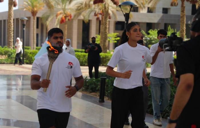 بالبلدي : وزير
      التعليم
      العالي
      يطلق
      شعلة
      دورة
      الألعاب
      الإفريقية
      الثانية
      عشرة
      للجامعات
      «القاهرة
      2026»