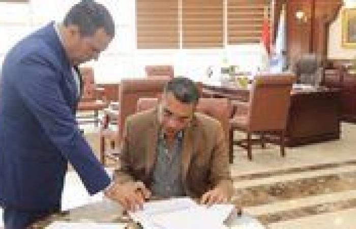 بالبلدي : بنسبة
      نجاح
      92.94%..
      محافظ
      البحر
      الأحمر
      يعتمد
      نتيجة
      الدور
      الثاني
      للشهادة
      الإعدادية
