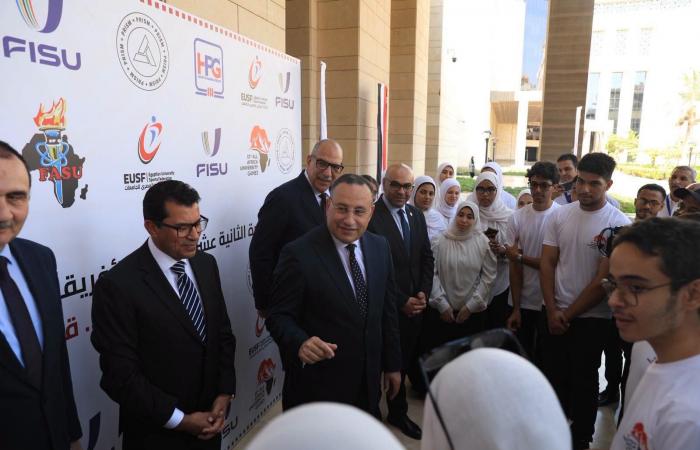بالبلدي : وزير
      التعليم
      العالي
      يطلق
      شعلة
      دورة
      الألعاب
      الإفريقية
      الثانية
      عشرة
      للجامعات
      «القاهرة
      2026»