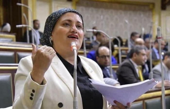 بالبلدي: ازي
      الحال|
      وفاة
      18
      عاملا
      وإصابة
      31
      بينهم
      أطفال
      في
      “حادث
      الإسماعيلية”
      والسيسي
      يوجه
      بمضاعفة
      التعويضات..
      نائبة
      تطالب
      بفحص
      “الذمة
      المالية
      للنواب”..
      موقع:
      السعودية
      عارضت
      انضمام
      مصر
      لاتفاقية
      مكة