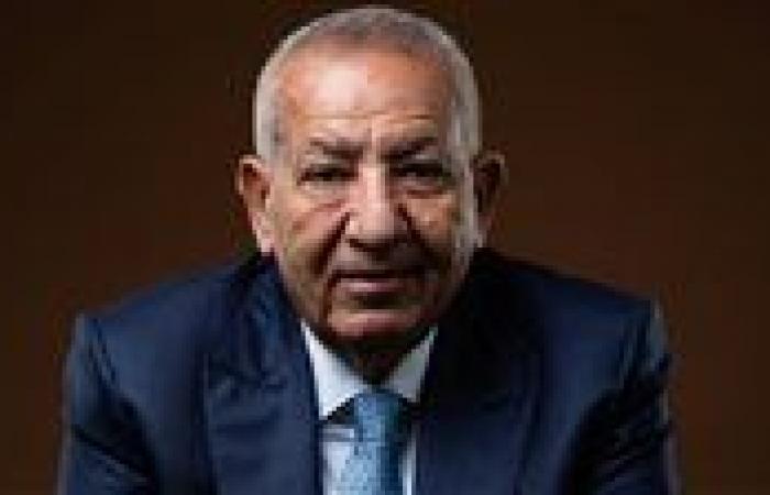 بالبلدي: أحمد
      جلال:
      كامل
      أبوعلي
      كان
      شجاعًا
      في
      تصريحاته
      عن
      الأهلي