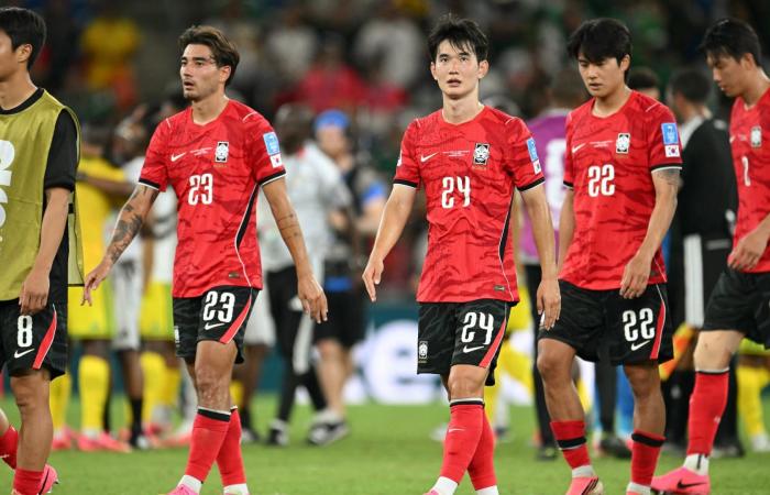 بالبلدي: "منها مواجهات ضد عُمان والكويت وقطر".. مزاعم بتقديم الاتحاد الكوري الجنوبي "خدمات جنسية" لحكام بعض المباريات