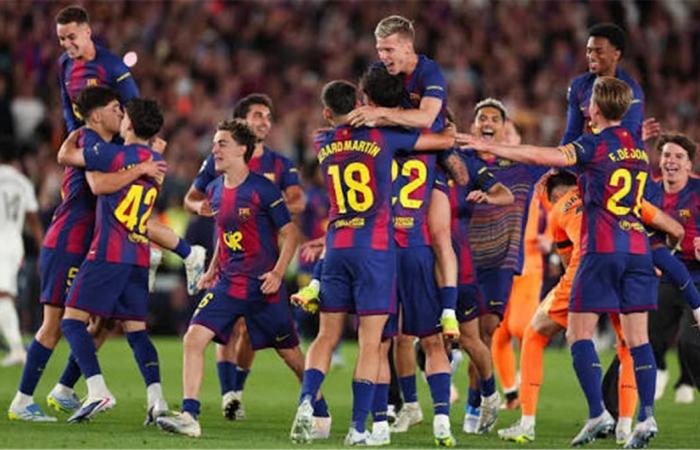 بالبلدي : برشلونة
      يعلن
      خضوع
      لاعبه
      لعملية
      جراحية
      ناجحة