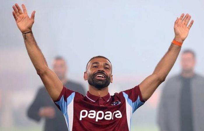 بالبلدي: قائمة
      أعلى
      اللاعبين
      العرب
      أجرًا
      في
      العالم..
      محمد
      صلاح
      في
      الصدارة
      ومرموش
      وصيفًا