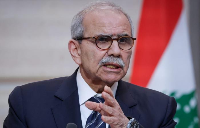 بالبلدي: "هناك من دخل إلى حسابي وحذفه".. رئيس وزراء لبنان يُعيد نشر بيان حول "اعتداءات إسرائيل" في الجنوب