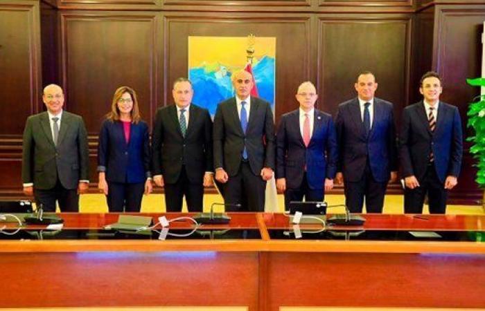 بالبلدي: من
      الموهبة
      إلى
      القيادة..
      إطلاق
      البرنامج
      الرئاسي
      لتأهيل
      النشء
      المصري
      المتفوق..
      التفاصيل
      كاملة