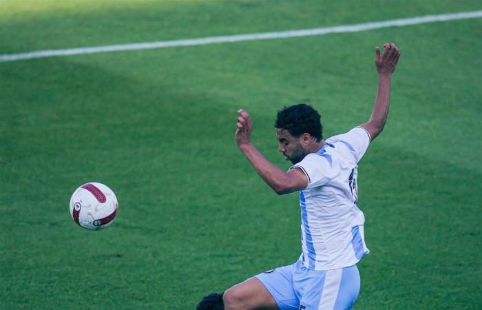 بالبلدي: بيراميدز
      يفوز
      على
      مودرن
      دبي
      بسداسية
      وديا