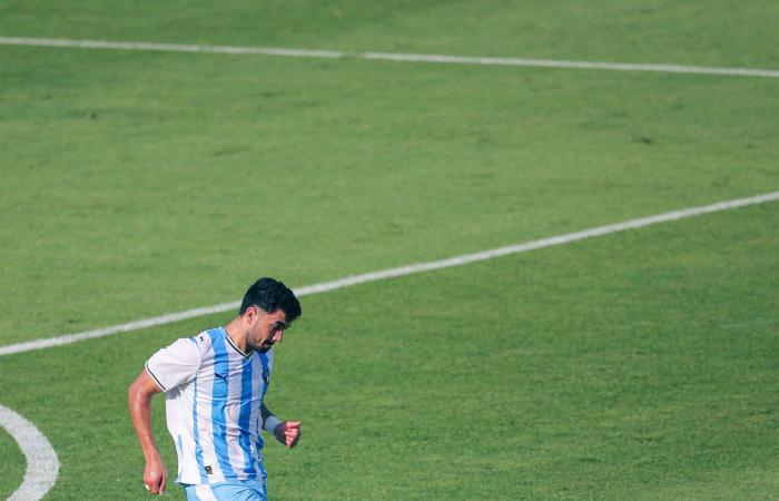 بالبلدي: بيراميدز
      يفوز
      على
      مودرن
      دبي
      بسداسية
      وديا