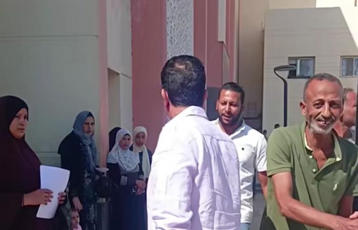 بالبلدي: تفاصيل
      زيارة
      النائب
      علاء
      الحديوي
      لمستشفى
      جهينة
      النموذجي