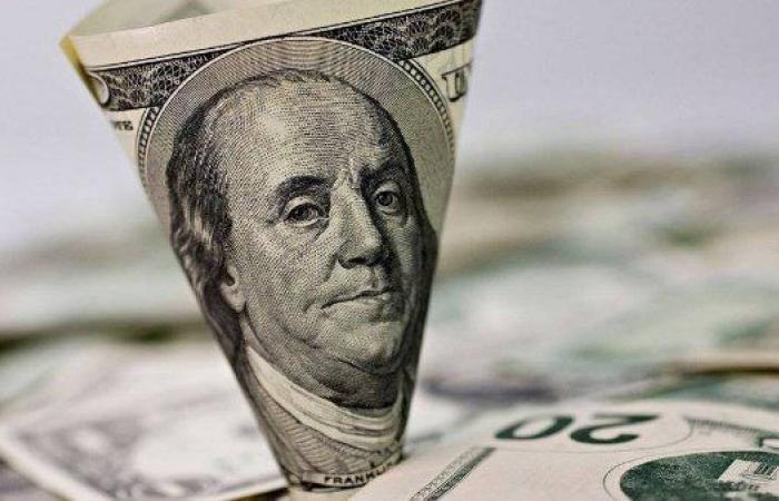 بالبلدي: سعر
      الدولار
      اليوم
      الأحد
      16
      أغسطس
      2026..
      تراجع
      طفيف
      في
      ختام
      التعاملات