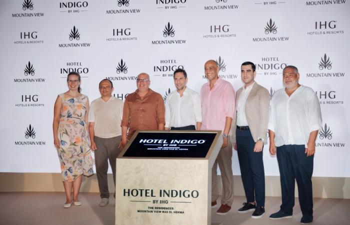 بالبلدي : ماونتن
      ڤيو
      ومجموعة
      فنادق
      ومنتجعات
      IHG
      توقّعان
      اتفاقية
      استراتيجية
      لإطلاق
      “The
      Residences”في
      ماونتن
      ڤيو
      رأس
      الحكمة
