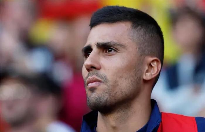 بالبلدي : برشلونة
      يترقب
      مباراة
      الأهلي
      من
      أجل
      رودري