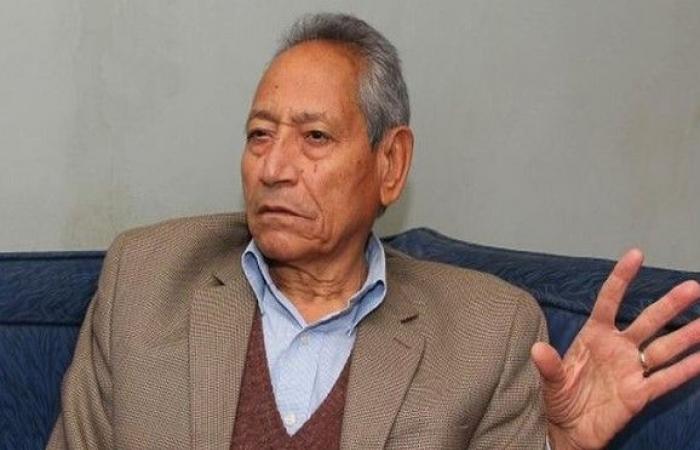 بالبلدي: ازي
      الحال|
      مصدر
      مسئول:
      مصر
      لن
      تسمح
      لأي
      طرف
      بالسيطرة
      على
      مياه
      النيل..
      “الأطباء”
      تطالب
      بوقف
      القبول
      في
      الكليات
      التي
      لا
      تمتلك
      مستشفى
      جامعيا..
      القبض
      على
      بائع
      “التي
      شيرتات
      الجهادية”