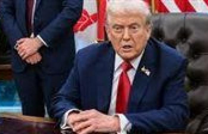 بالبلدي: ترامب:
      على
      إيران
      رفع
      الراية
      البيضاء
      وإعلان
      الاستسلام