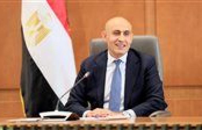 بالبلدي : وزير
      التعليم:
      اعتماد
      مناهج
      11
      مادة
      في
      البكالوريا
      المصرية
      وفقًا
      للبكالوريا
      الدولية