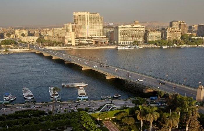 بالبلدي: ازي
      الحال|
      مصدر
      مسئول:
      مصر
      لن
      تسمح
      لأي
      طرف
      بالسيطرة
      على
      مياه
      النيل..
      “الأطباء”
      تطالب
      بوقف
      القبول
      في
      الكليات
      التي
      لا
      تمتلك
      مستشفى
      جامعيا..
      القبض
      على
      بائع
      “التي
      شيرتات
      الجهادية”