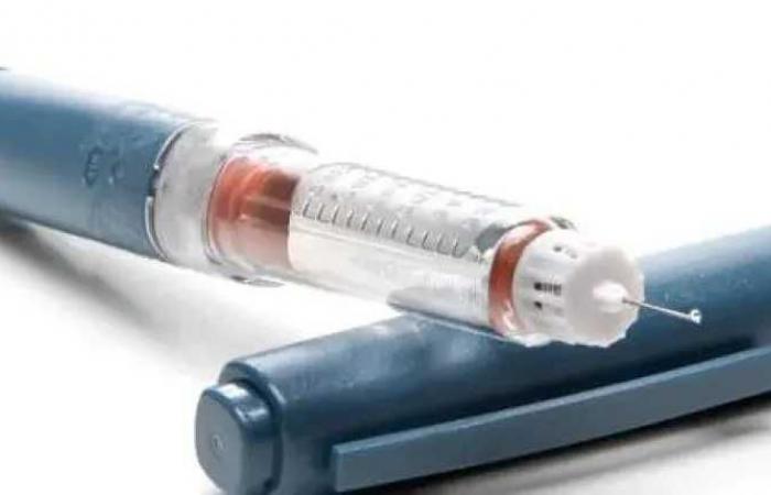الصحة
      تحسم
      الجدل
      حول
      الأنسولين
      المحلي
      والمستورد..
      705
      آلاف
      عبوة
      متوقعة
      في
      سبتمبر