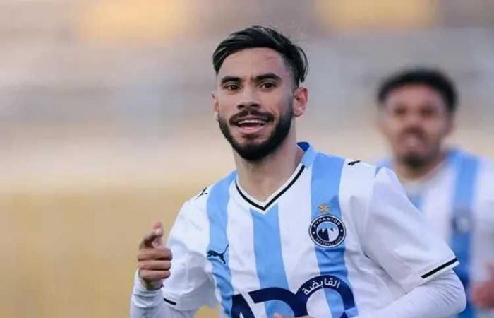بعد
      إخلاء
      سبيله..ناصر
      ماهر
      يشارك
      في
      تدريبات
      بيراميدز
      الجماعية