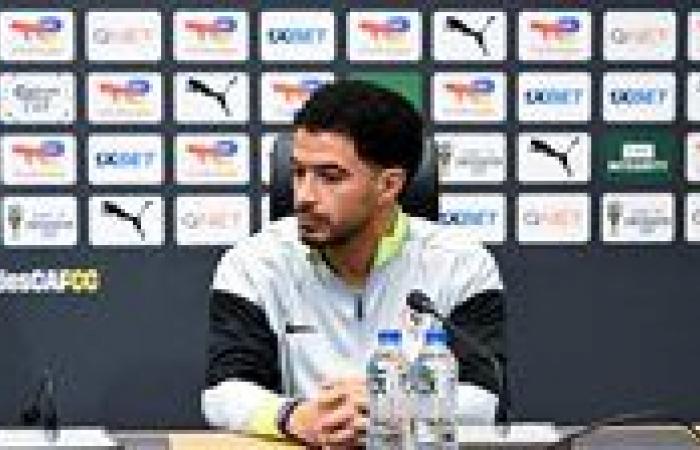 بالبلدي: عمر
      جابر
      يعقد
      جلسة
      مع
      ناشئ
      الزمالك
      قبل
      انطلاق
      الدوري