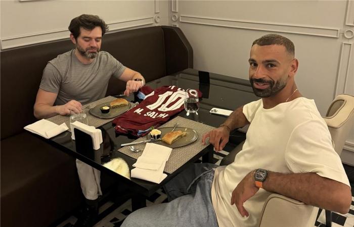 بالبلدي : رامي
      عباس
      يثير
      الجدل
      رفقة
      محمد
      صلاح:
      تناولت
      35%
      من
      طعامك